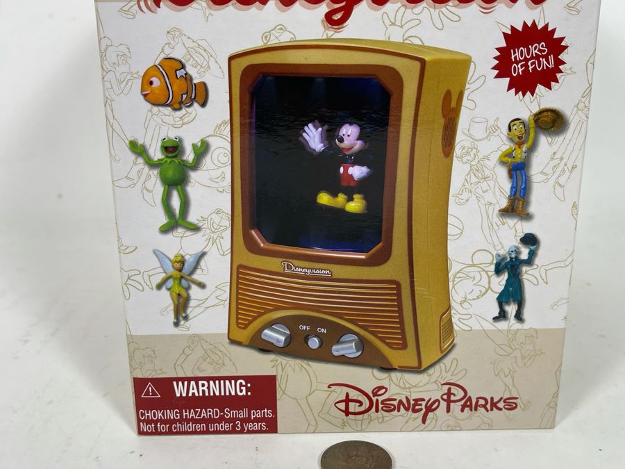 Disneyvision 3-D Collectible With Six Disney Characters New In Box [Photo 8]