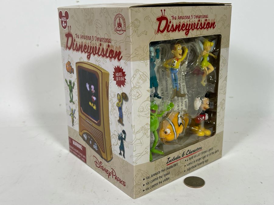 Disneyvision 3-D Collectible With Six Disney Characters New In Box [Photo 4]