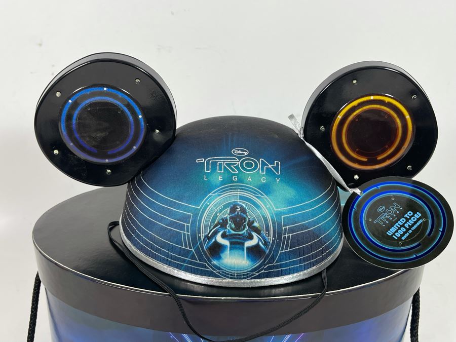 Limited Edition Disney TRON Legacy Mickey Mouse Ears Hat With Box Limited To 1,000 [Photo 4]
