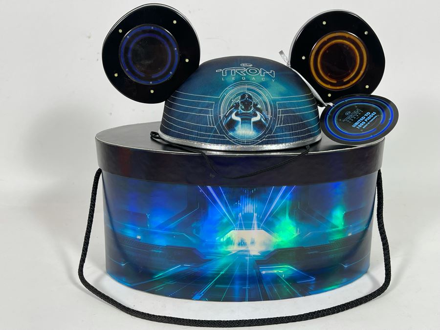 Limited Edition Disney TRON Legacy Mickey Mouse Ears Hat With Box Limited To 1,000 [Photo 2]