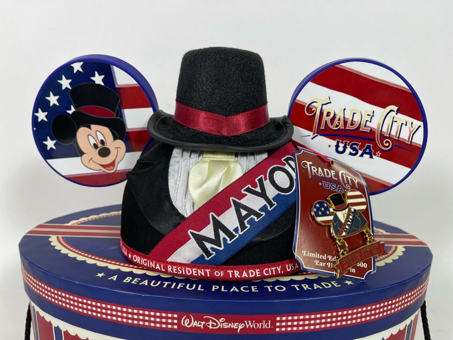 Limited Edition Disneyland Trade City USA Mickey Mouse Mayor Ears Hat And Pin With Box Limited To 500 [Photo 4]