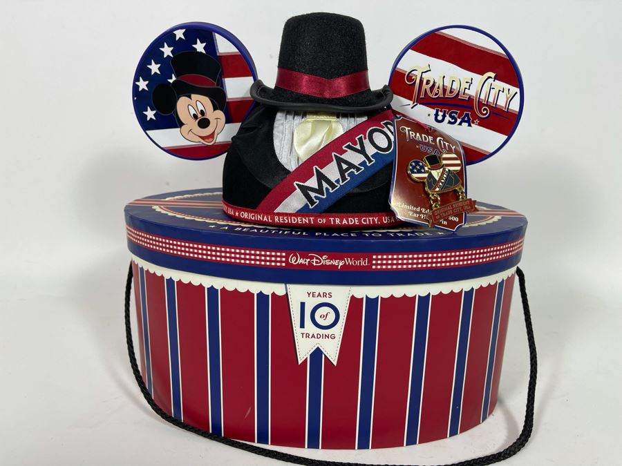 Limited Edition Disneyland Trade City USA Mickey Mouse Mayor Ears Hat And Pin With Box Limited To 500 [Photo 3]