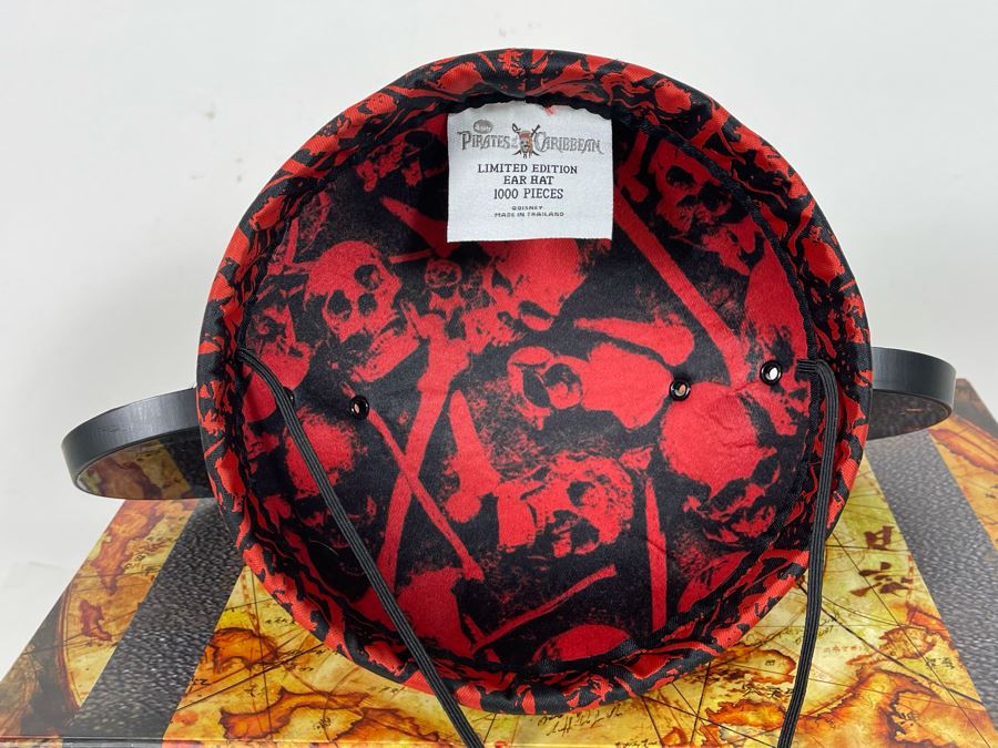 Limited Edition Disneyland Pirates Of The Caribbean On Stranger Tides Mickey Mouse Ears Hat And Pin With Box Limited To 1,000 [Photo 11]