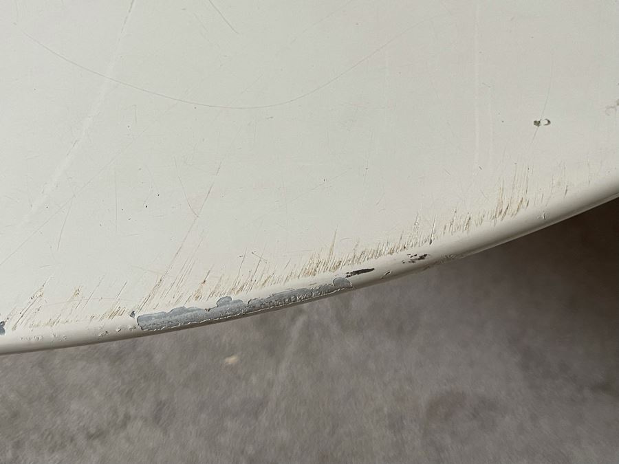 Eero Saarinen Style Tulip Table 47.5R X 29.5H [Photo 10]