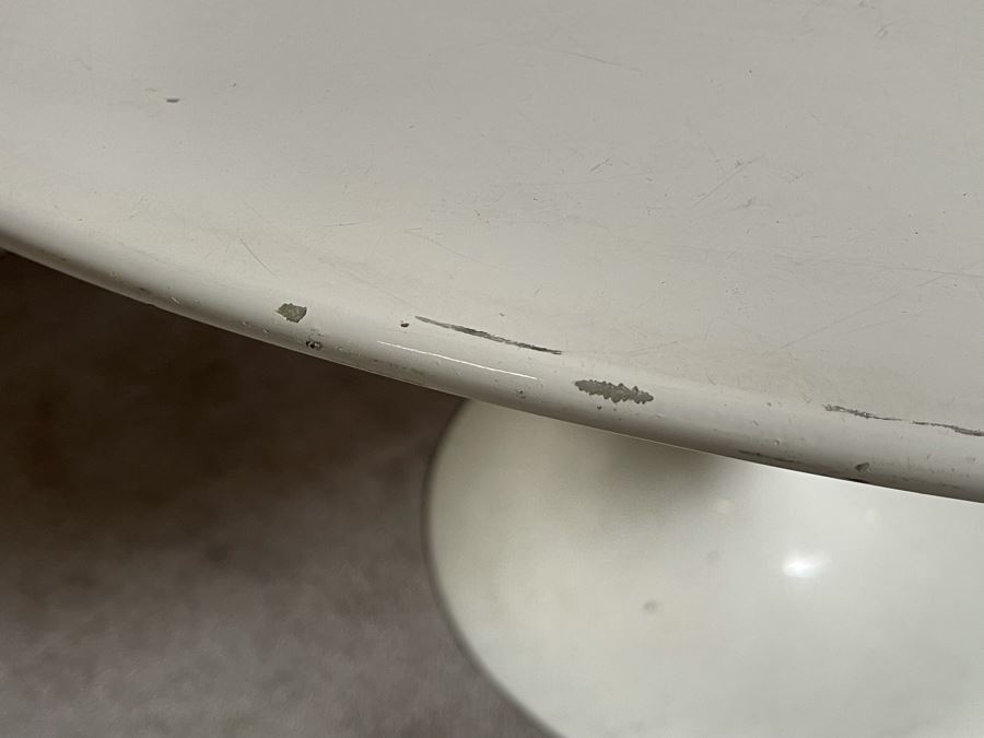 Eero Saarinen Style Tulip Table 47.5R X 29.5H [Photo 15]