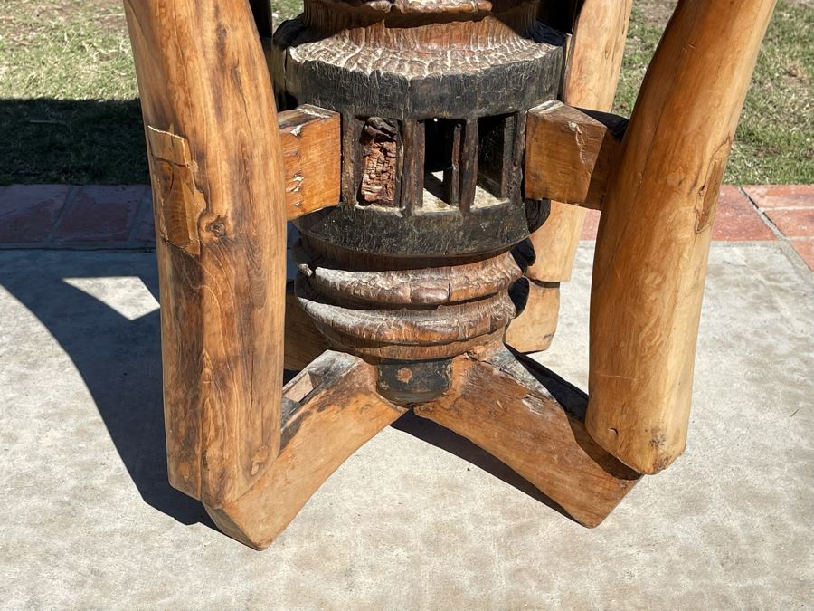 Heavy Solid Wood Rustic Wagon Wheel Side Table 24W X 27H [Photo 2]