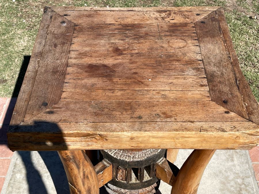 Heavy Solid Wood Rustic Wagon Wheel Side Table 24W X 27H [Photo 9]