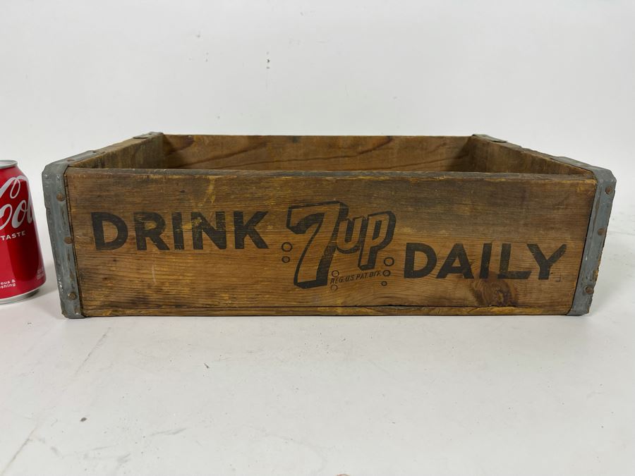 Vintage Drink 7up Daily Wooden Crate San Bernardino 17W X 11D X 5H [Photo 2]