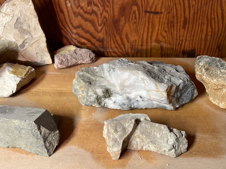 Rock Collection & Various Old Metal Items (Spikes, Nails, Horseshoes, Etc) Accumulated From Prospecting Various Deserts In Arizona, New Mexico, Nevada, Alaska And More - See Photos [Photo 22]