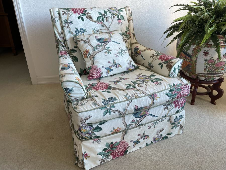 Upholstered Armchair [Photo 2]