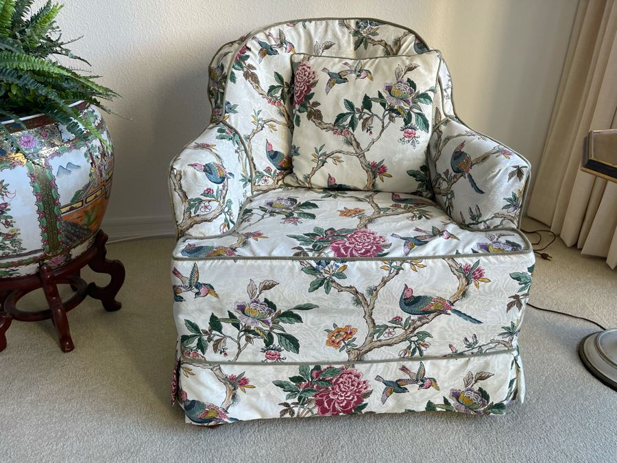 Armchair With Slipcover   48198 9y8m 