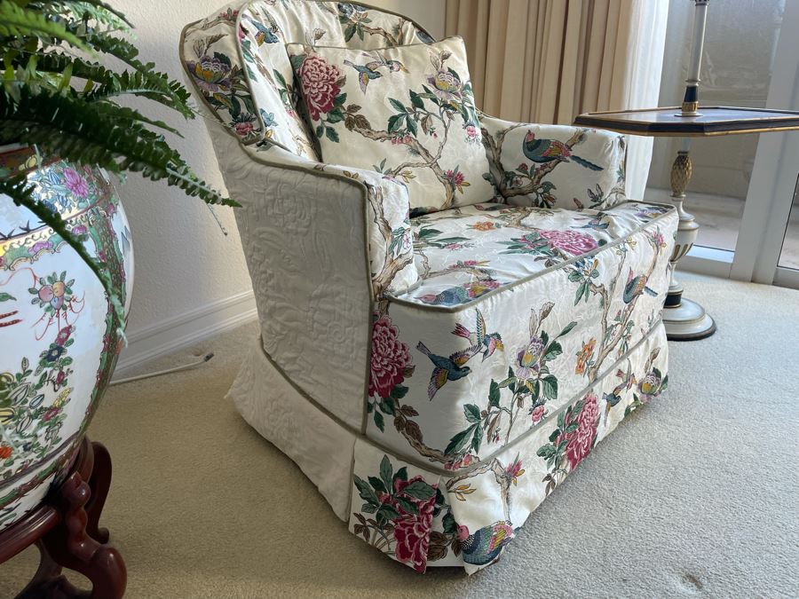 Armchair With Slipcover [Photo 4]