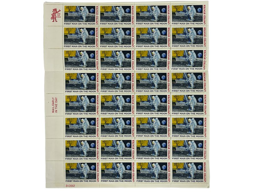 Mint Sheet Of First Man On The Moon 10 Cent Stamps