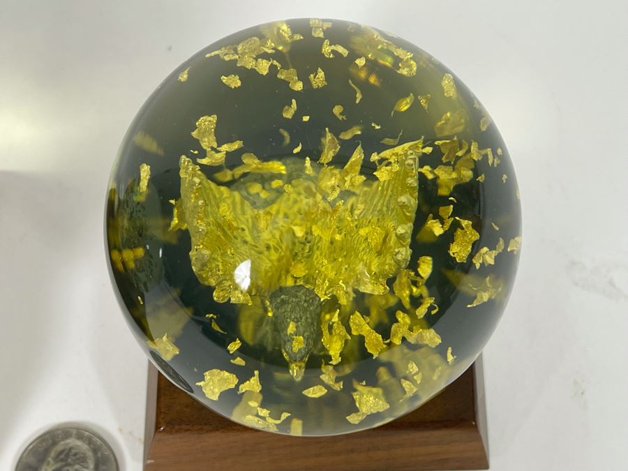 Pair Of Golden Rain Snow Globes With 24K Gold Flakes [Photo 10]