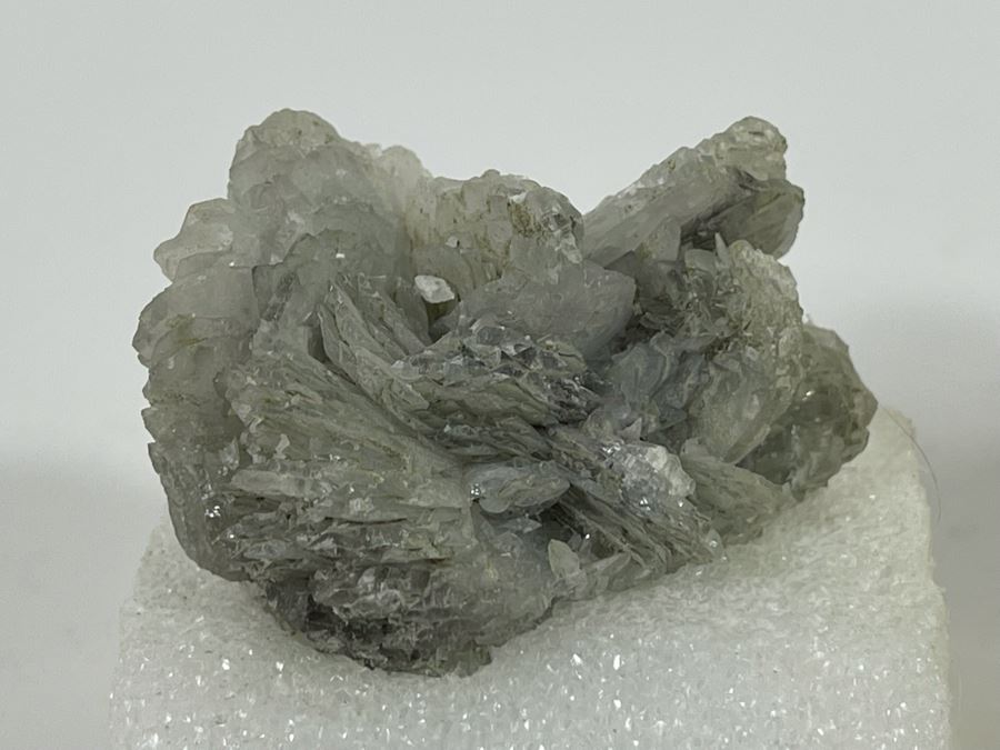 Colemanite And Sulfur Rocks [Photo 7]