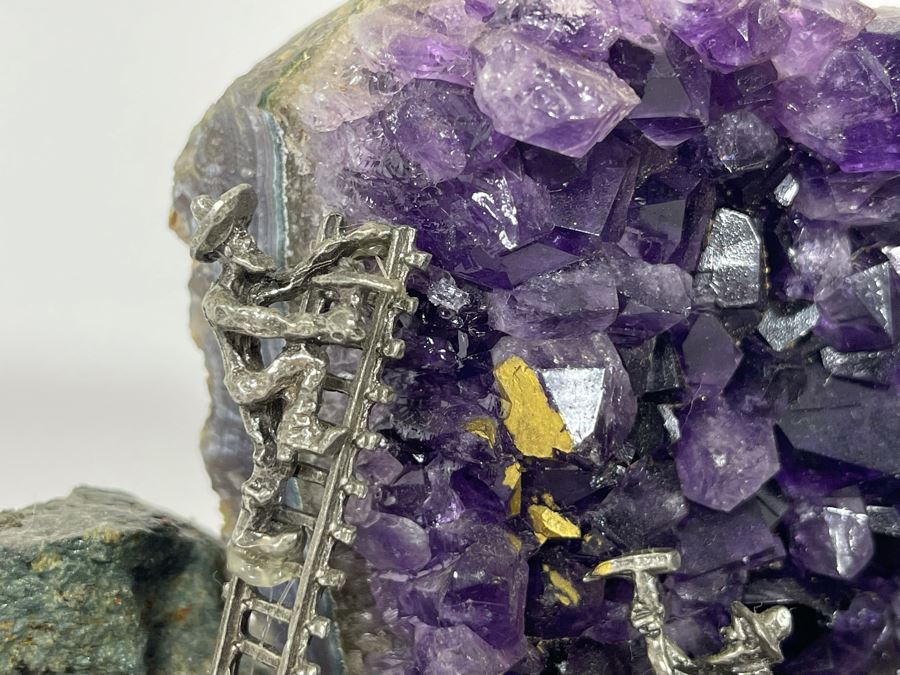 Gold Miner’s Diorama With Amethyst Geode 6.5W X 4.5D X 4H [Photo 6]