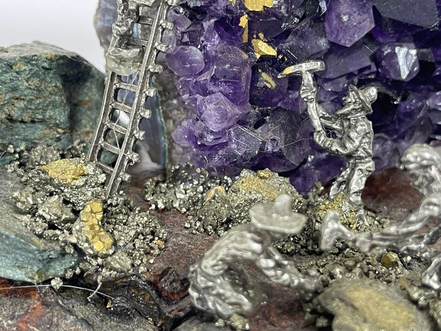 Gold Miner’s Diorama With Amethyst Geode 6.5W X 4.5D X 4H [Photo 7]