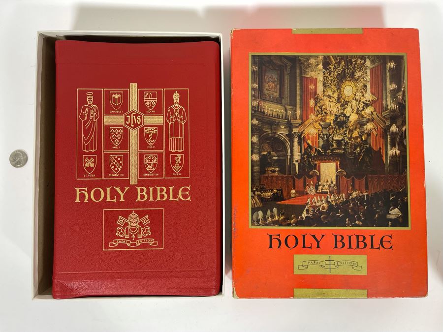 Papal Edition Of The Holy Bible [Photo 2]