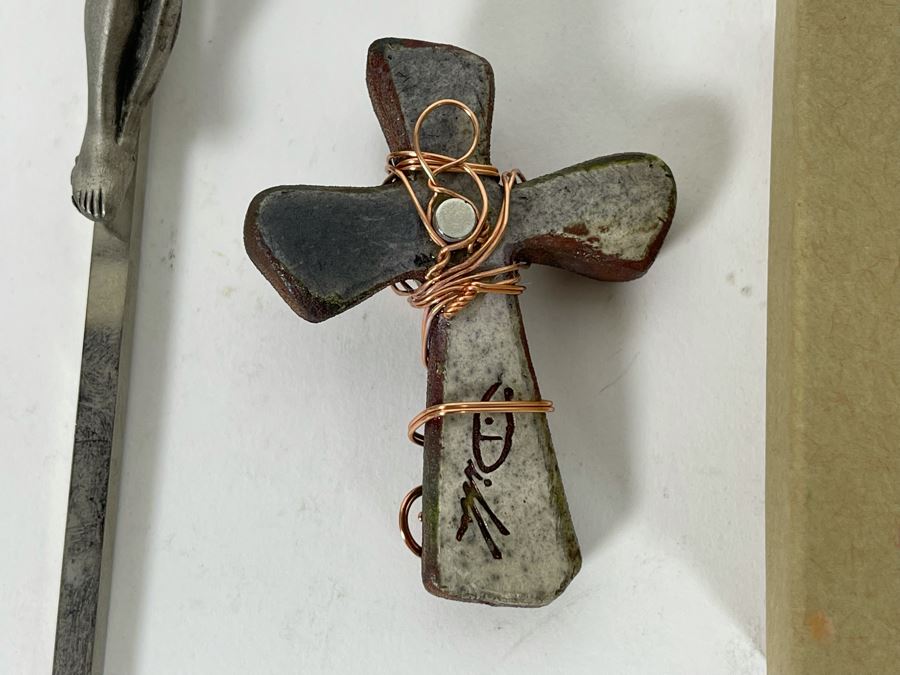 Raku Potter Works Sacred Cross And Crucifix [Photo 4]