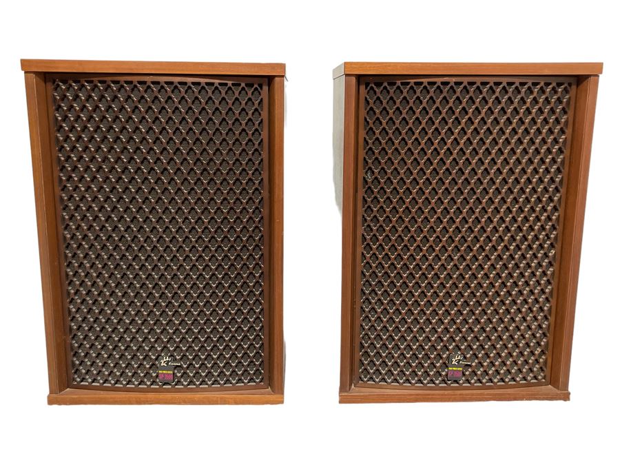 Vintage Pair Of Sansui SP-3500 4 Way High Power Series Speakers 17.5W X 11.5D X 25.5H