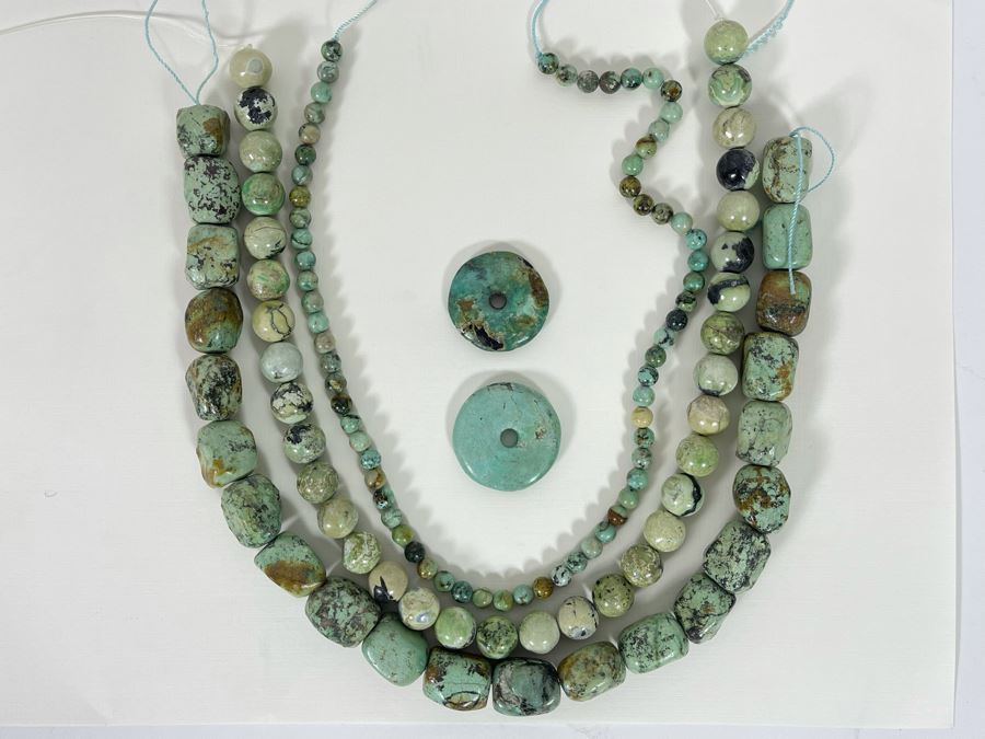 Turquoise Beads And Pair Of Turquoise Donut Pendants 227g [Photo 2]