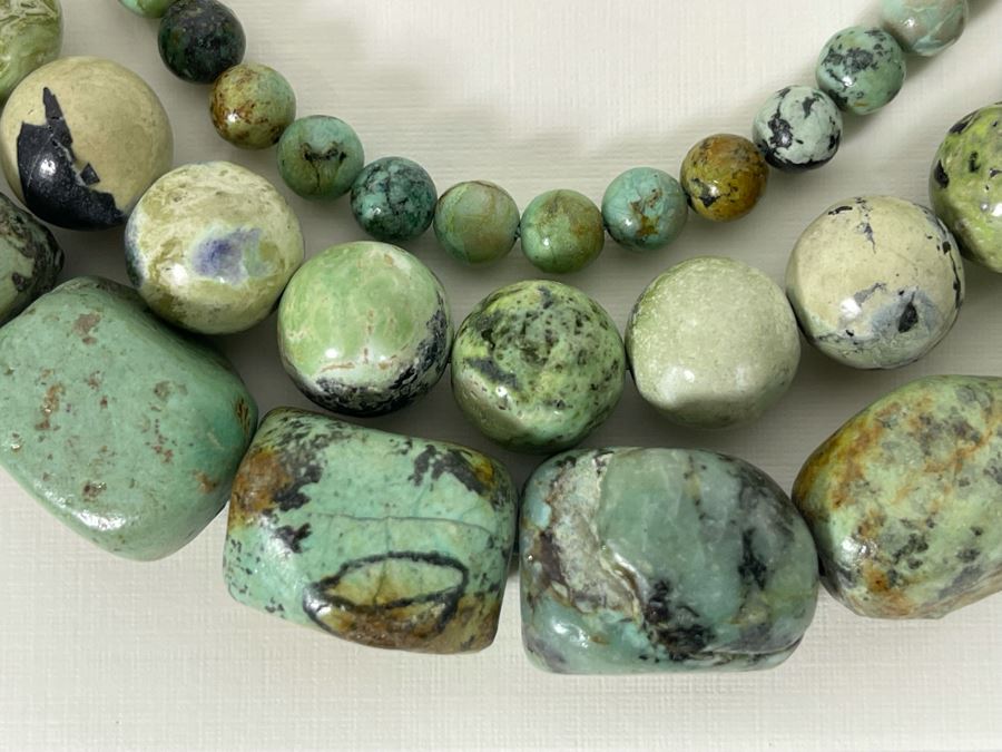 Turquoise Beads And Pair Of Turquoise Donut Pendants 227g [Photo 3]