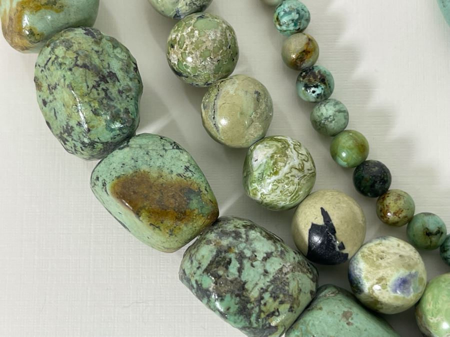 Turquoise Beads And Pair Of Turquoise Donut Pendants 227g [Photo 4]