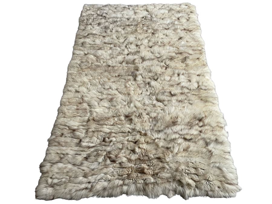 Rabbit Fur Throw Blanket 45 X 72 [Photo 2]