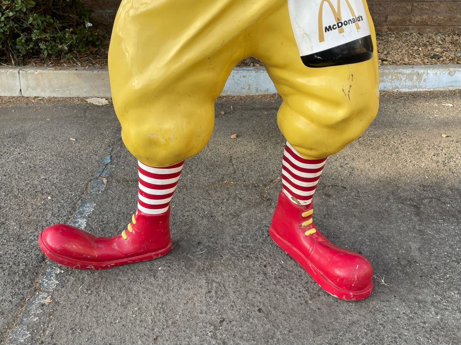 Rare Vintage Ronald McDonald Drive-in Statue Sign 55W X 69H - Last One With Base Sold For $23,000 [Photo 8]