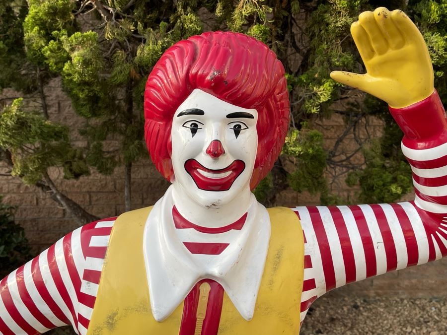 Rare Vintage Ronald McDonald Drive-in Statue Sign 55W X 69H - Last One With Base Sold For $23,000 [Photo 5]