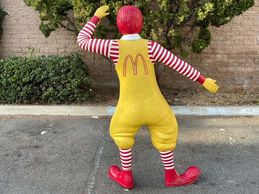 Rare Vintage Ronald McDonald Drive-in Statue Sign 55W X 69H - Last One With Base Sold For $23,000 [Photo 9]