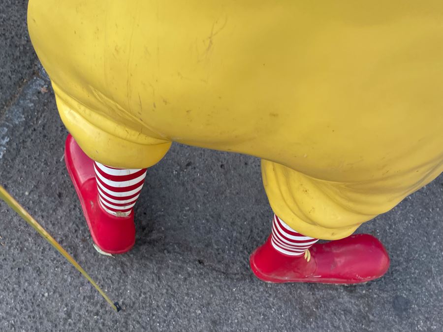 Rare Vintage Ronald McDonald Drive-in Statue Sign 55W X 69H - Last One With Base Sold For $23,000 [Photo 13]
