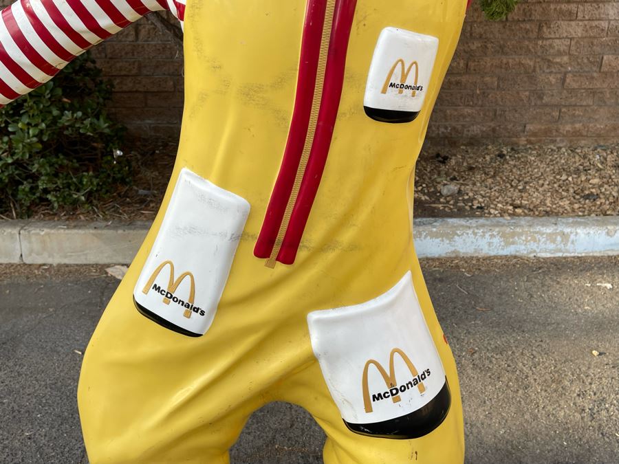 Rare Vintage Ronald McDonald Drive-in Statue Sign 55W X 69H - Last One With Base Sold For $23,000 [Photo 7]
