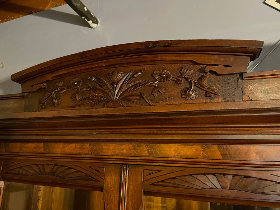 Beautiful Antique Carved Wood Glass Front Display Cabinet 49W X 19D X 89H [Photo 12]
