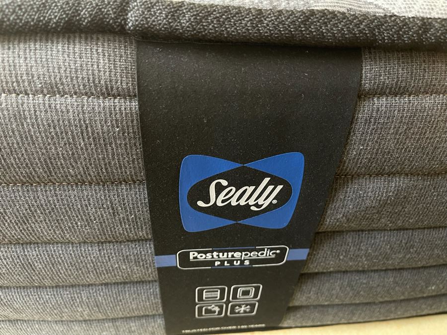 Henredon Pan Asian King Size Canopy Poster Bed Faux Bamboo Campaign Style With Sealy Posturepedic Plus Eastern King Size Mattress Bed Measures 7'W X 90'L X 86'H  Estimate $4,000 [Photo 11]