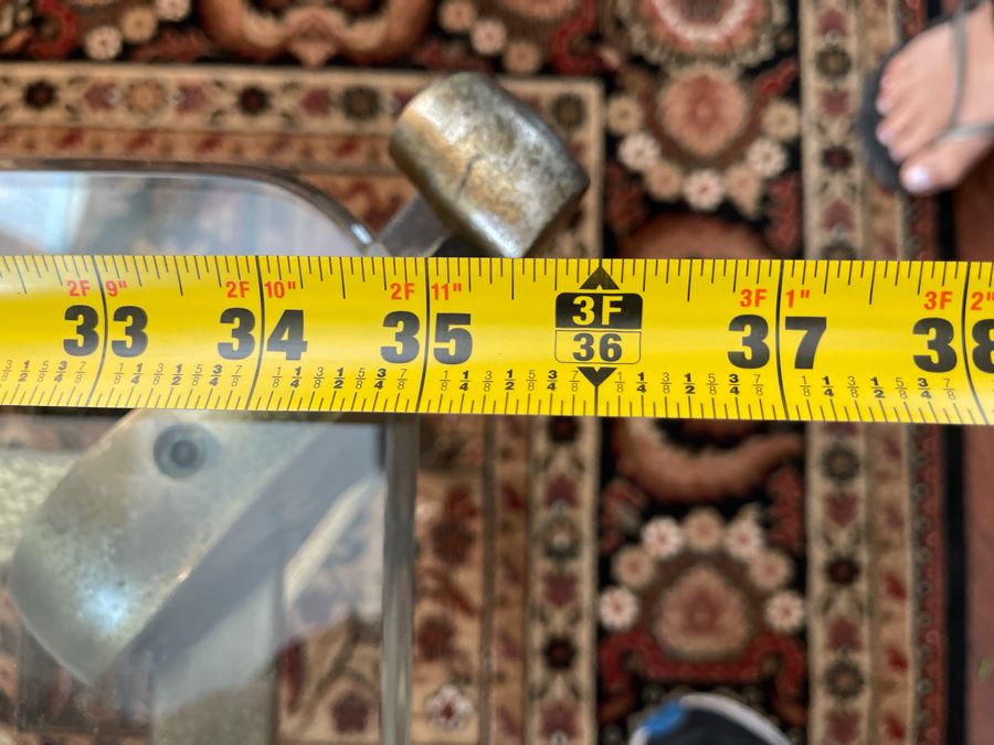 Metal Base With Glass Frame Coffee Table 52W X 36D Plus Couristan Royal Kashimar Area Rug 5.5 X 7.1 [Photo 10]