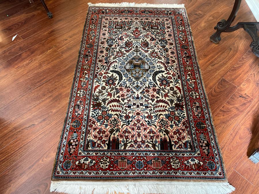 Finely Hand Knotted Wool Persian Area Rug 37W X 63L [Photo 1]