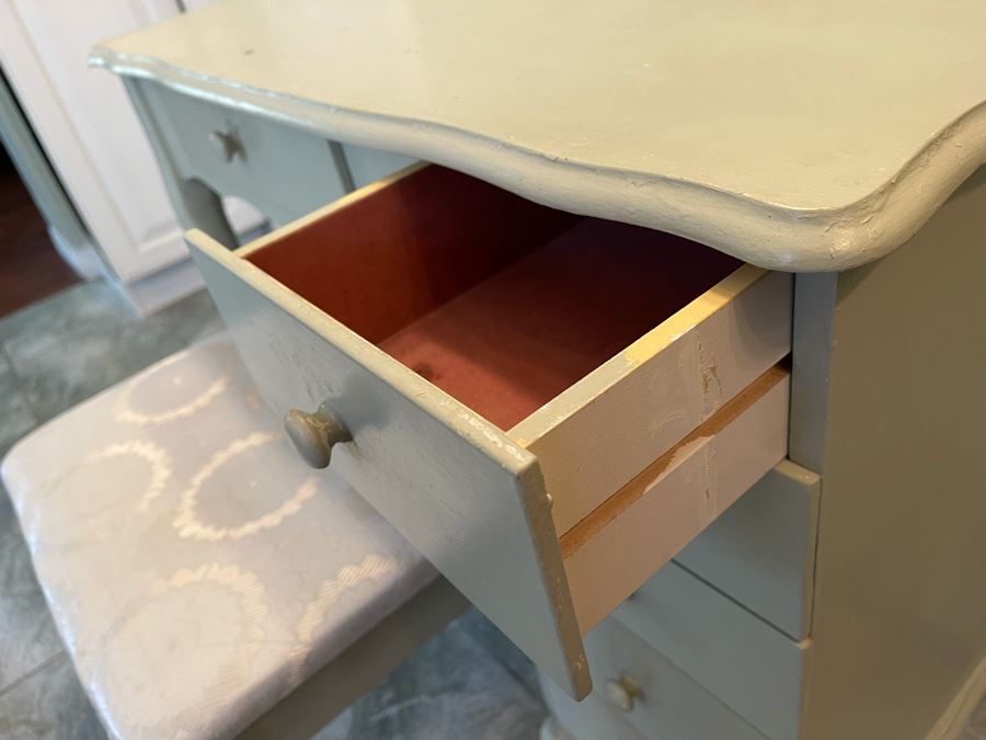 Small Wooden Vanity Desk With Bench [Photo 7]