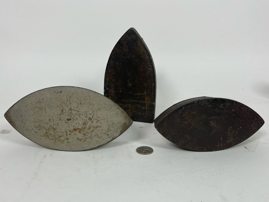 Three Vintage Irons [Photo 8]