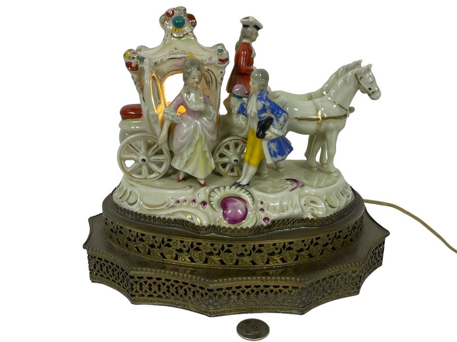 Vintage Horse And Carriage Porcelain And Brass Table Lamp 10W X 7D X 9H