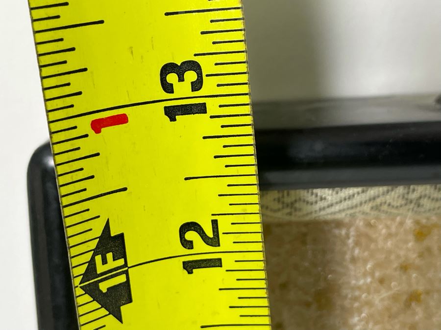 Shadowbox Framed Japanese Doll 10 X 13 [Photo 8]