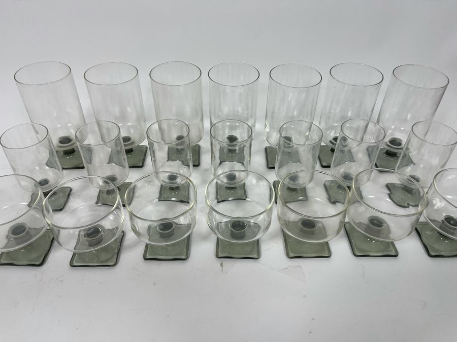 (21) Vintage Stemware Glasses: 3.5H, 4.5H And 6H [Photo 5]