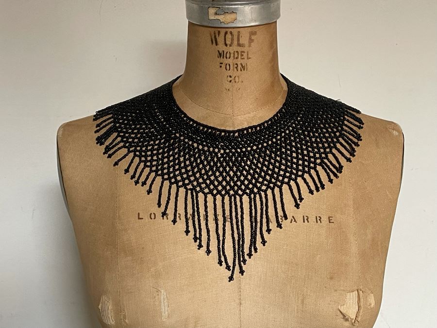 Vintage Beaded Choker Necklace [Photo 2]