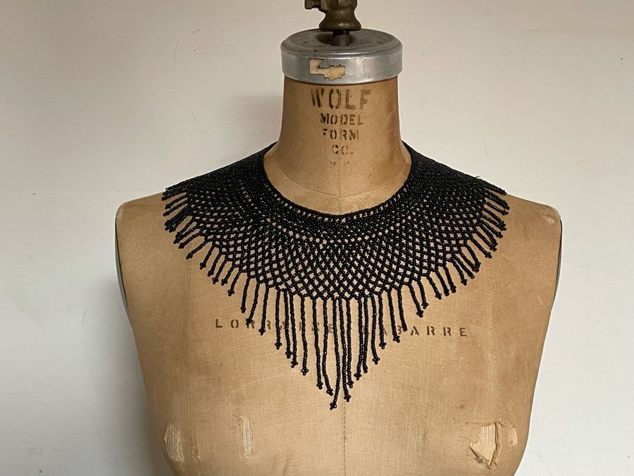 Vintage Beaded Choker Necklace [Photo 3]