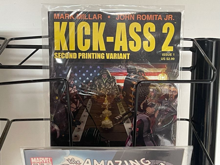 Metal Magazine / Comic Book Rack Filled With Vintage Comic Books 21.5W X 19D X 50H - See Photos For Comic Books [Photo 7]