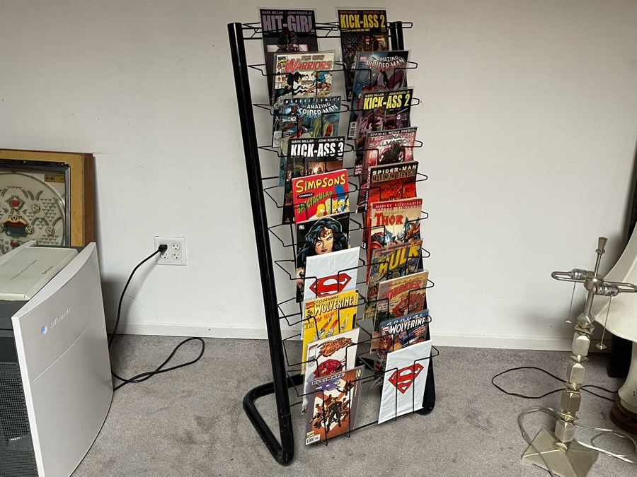 Metal Magazine / Comic Book Rack Filled With Vintage Comic Books 21.5W X 19D X 50H - See Photos For Comic Books [Photo 5]