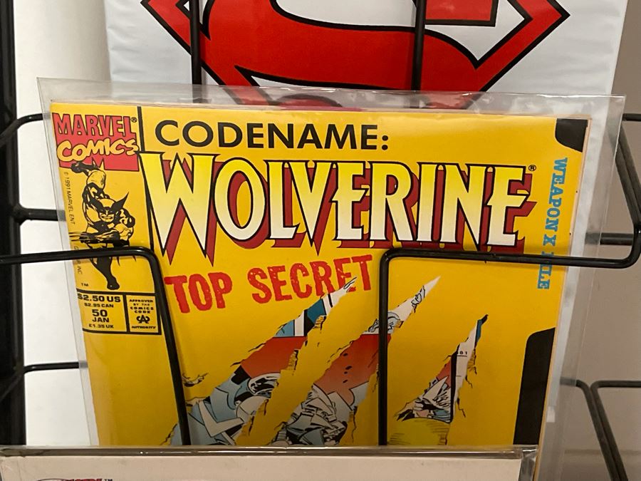 Metal Magazine / Comic Book Rack Filled With Vintage Comic Books 21.5W X 19D X 50H - See Photos For Comic Books [Photo 21]