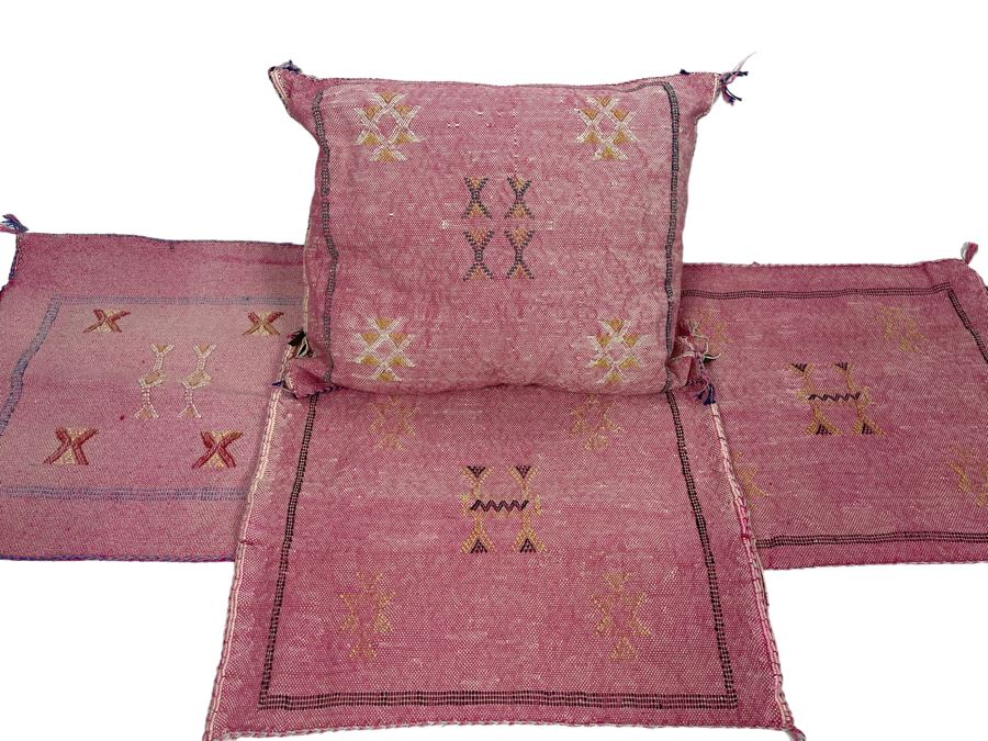 (4) Moroccan Sabra Cactus Silk Pillow Covers Accent Throws Apx 20 X 17 Retails $300 [Photo 1]