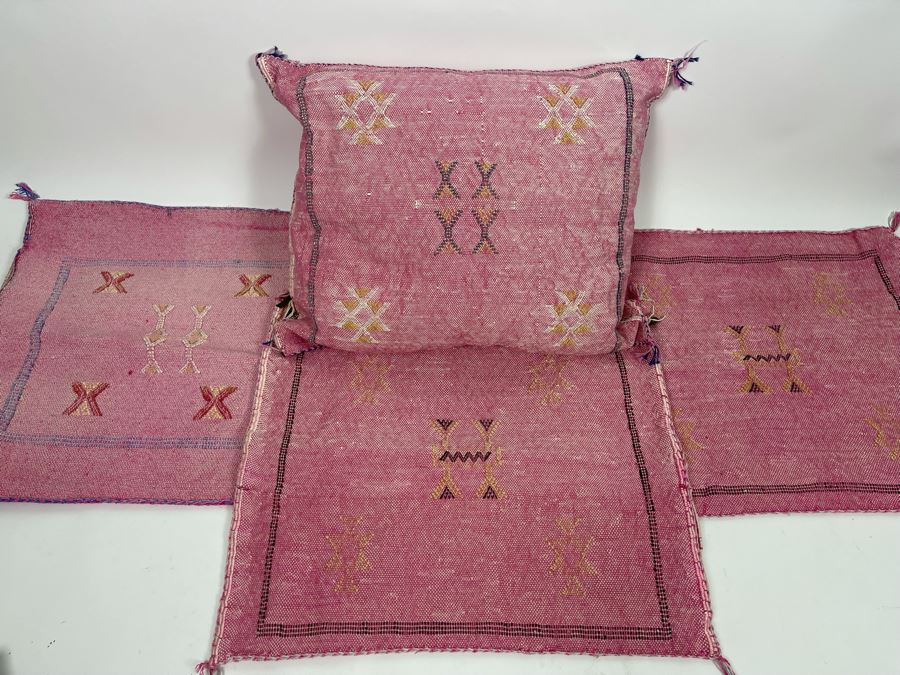 (4) Moroccan Sabra Cactus Silk Pillow Covers Accent Throws Apx 20 X 17 Retails $300 [Photo 2]