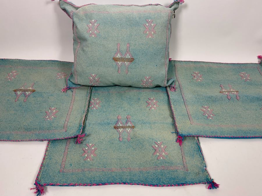 (4) Moroccan Sabra Cactus Silk Pillow Covers Accent Throws Apx 20 X 17 Retails $300 [Photo 2]